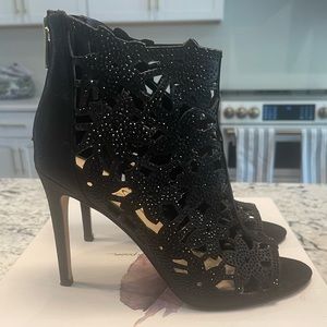 Like new Jessica Simpson Gessina heels